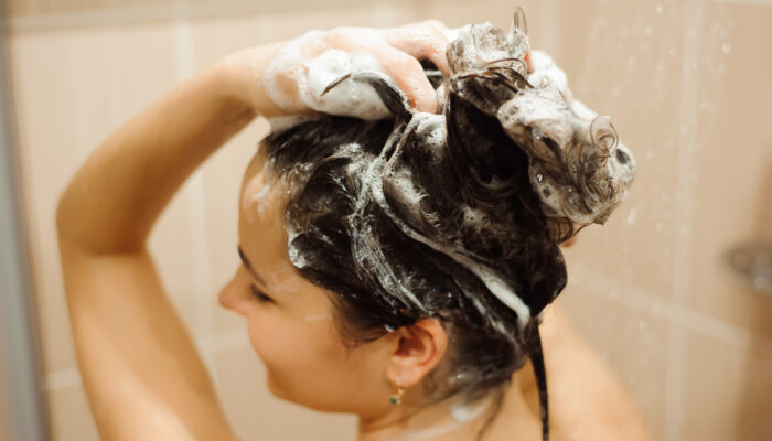 Scalp Psoriasis &#8211; Symptoms, Causes, and Effective Shampoos