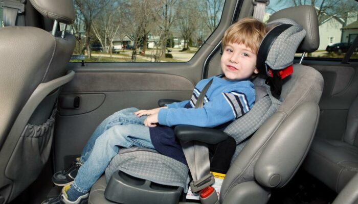 Safety Tips for Childproofing your Car