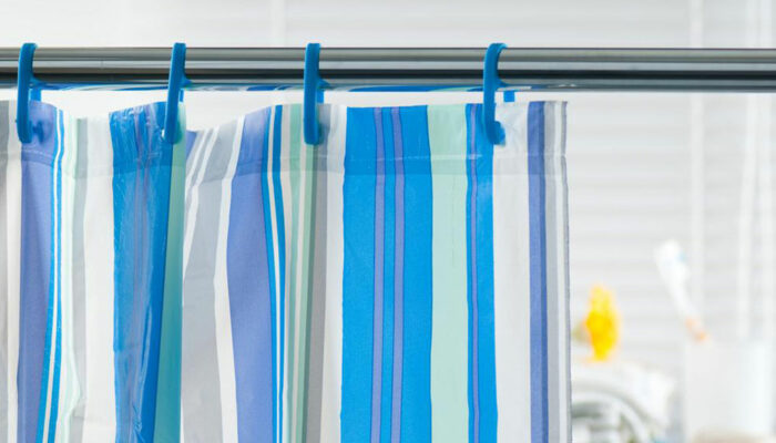 Selecting the right shower curtain rods for your bathroom