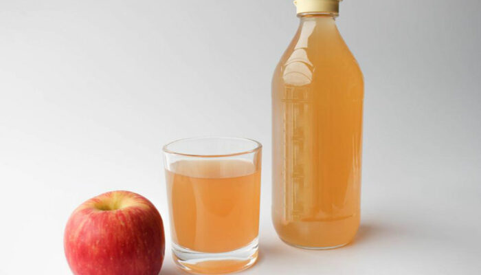 Six fantastic apple cider vinegar drinks for detoxification