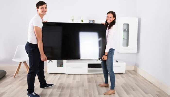 Six reasons why you should buy a 65 inch flat screen TV