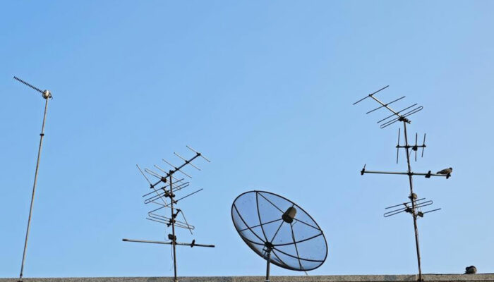 Smart ways to pick the best satellite TV deals