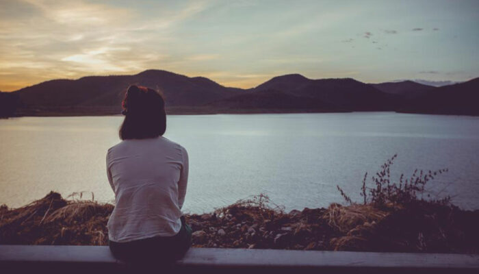 Struggling with loneliness? Here&#8217;s how you can beat it