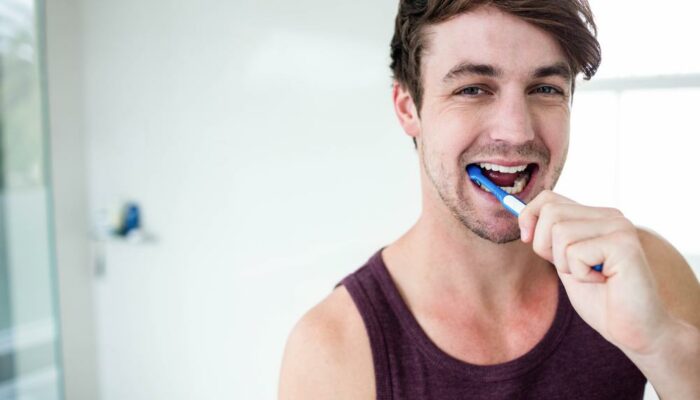 Teeth whitening strips vs teeth whitening toothpaste