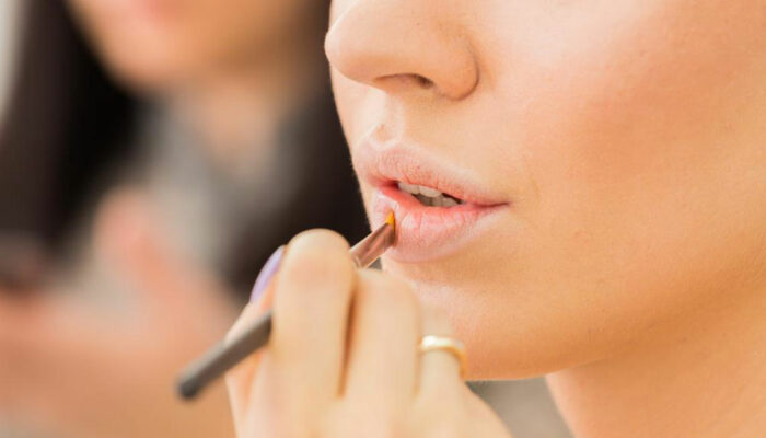 The 4 best lip gloss for the most glamorous look