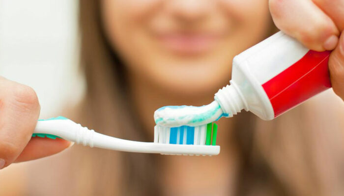 The 4 best whitening toothpaste for sensitive teeth