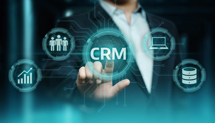 The advantages and disadvantages of CRM software