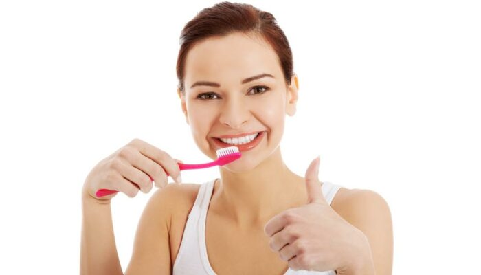 Things to consider before buying a teeth whitening toothpaste