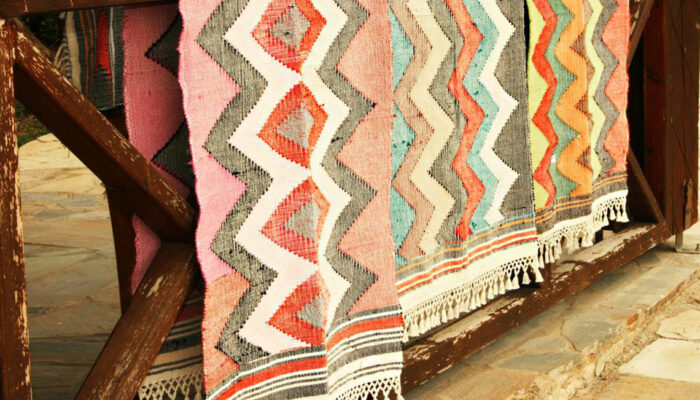 Things to keep in mind while buying patio rugs