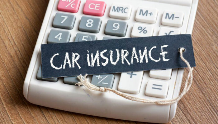 Things to look for while buying and comparing auto insurance quotes