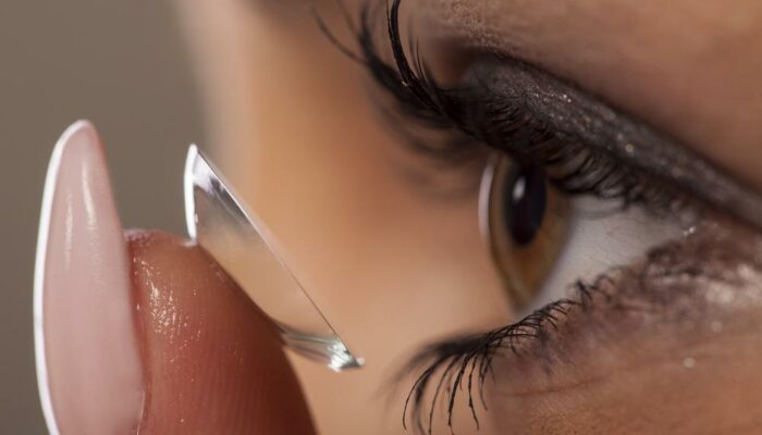 Things That Everyone Should Know About Contact Lenses