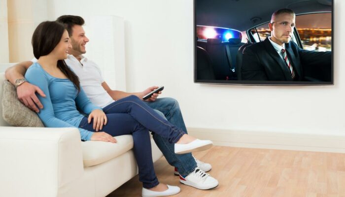 Tips for choosing the right HDTV for your living room