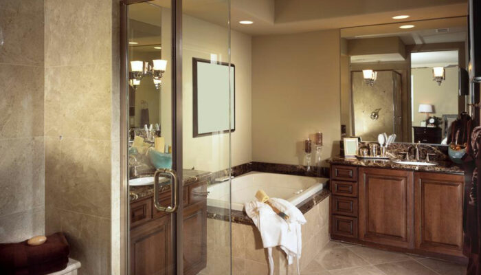 Tips to give your bathroom a hotel-like look