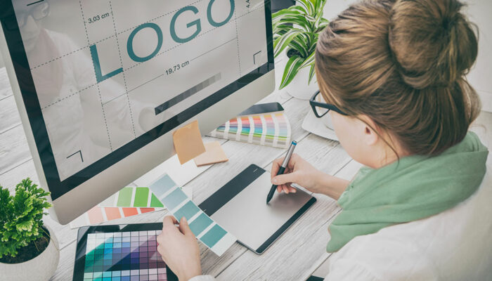 Top 4 websites that create your brand logo for free