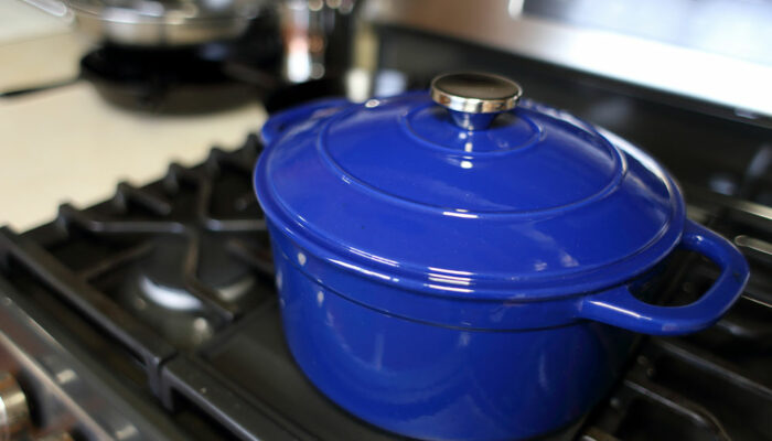 Types and Uses of Dutch Ovens