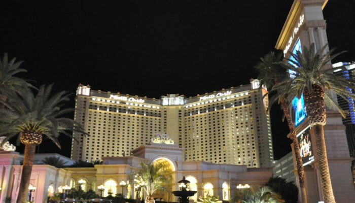 Websites offering great deals on Las Vegas hotels