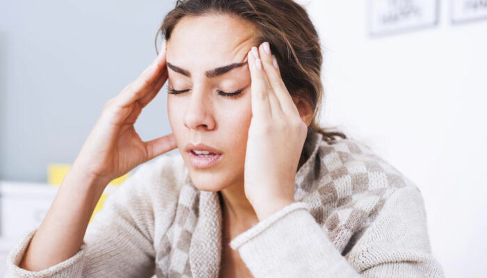 What are the treatment options for different types of headaches