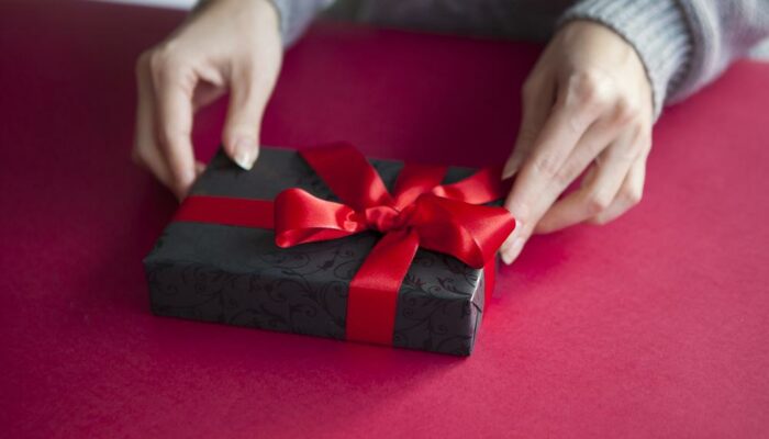 Why You Should Personalize Gifts