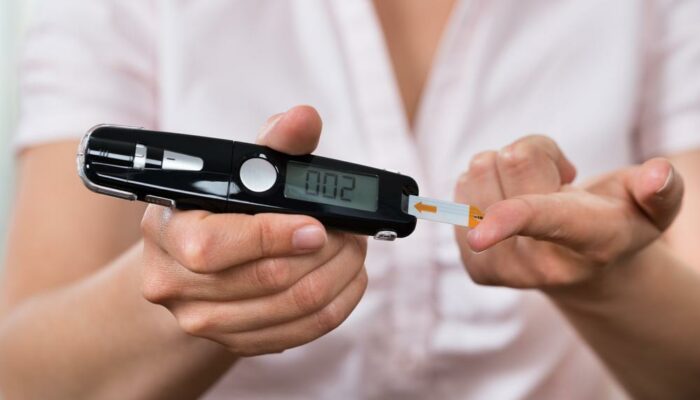 4 Diabetes Care Devices To Maintain Your Blood Sugar Levels