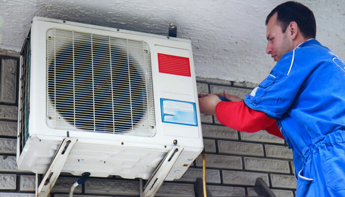 5 signs your air conditioner needs instant repairs