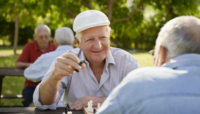 6 Investment Ideas For Retirees