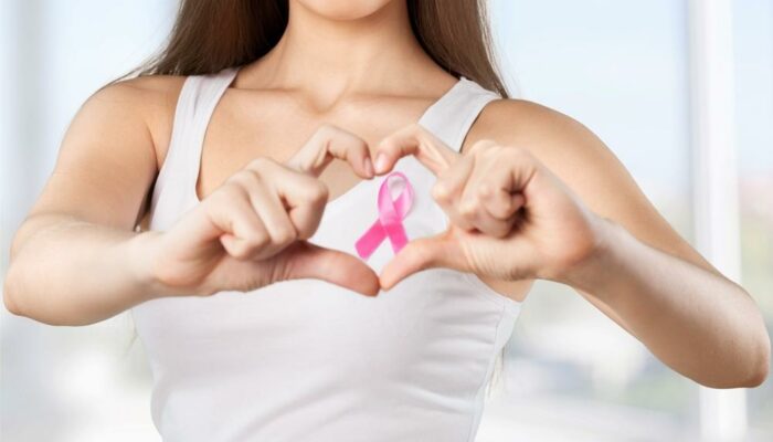 7 Warning Signs Of Breast Cancer That You Should Know