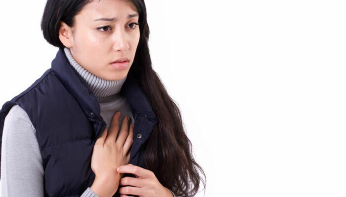 11 Natural Remedies to Treat Heartburn Symptoms