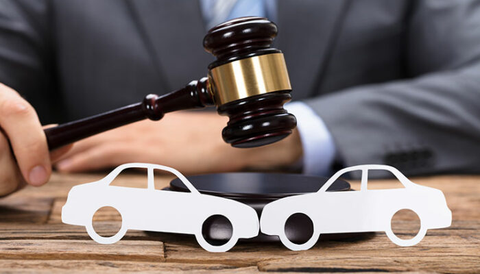 3 Reasons to Hire an Auto Accident Lawyer