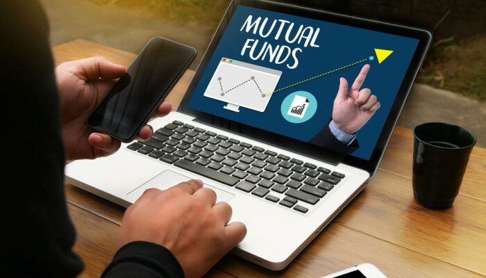 An Overview Of Exchange-Traded Funds And Mutual Funds