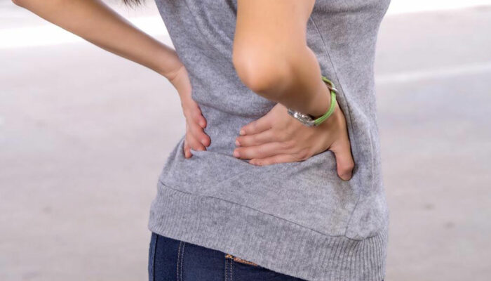 Back Pain on the Right Side &#8211; Types and Treatments