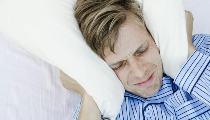 Beware of these 7 symptoms of sleep disorders to combat further damage