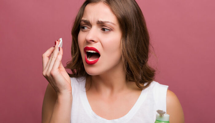 Causes of Bad Breath and Ways to Cure It