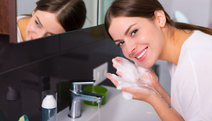 Choosing The Right Facial Cleanser For Men