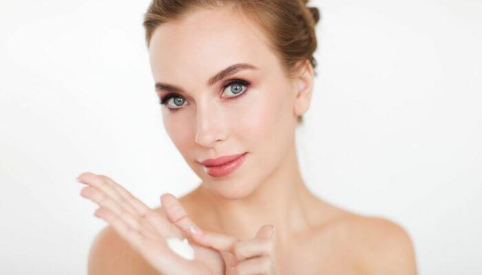 Eight Effective Tips for Managing Dry Facial Skin