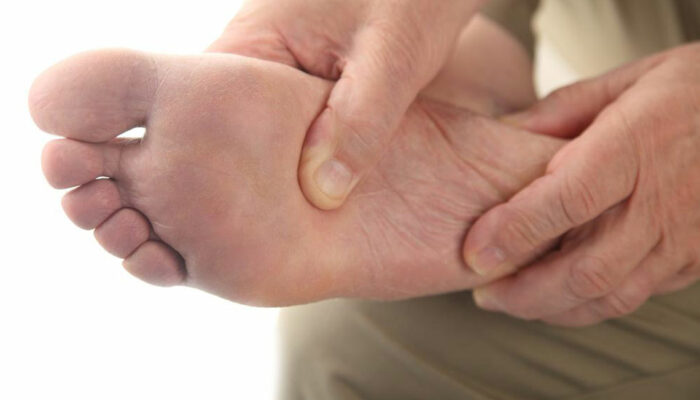 Essential Tips to Manage Diabetic Foot Pain