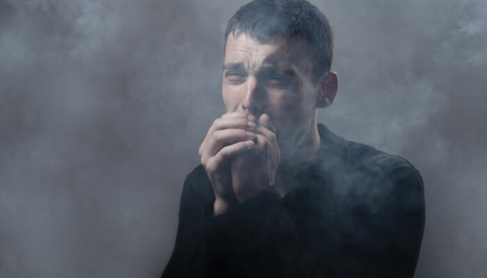 Five Effects on Life of People Who Smoke Daily