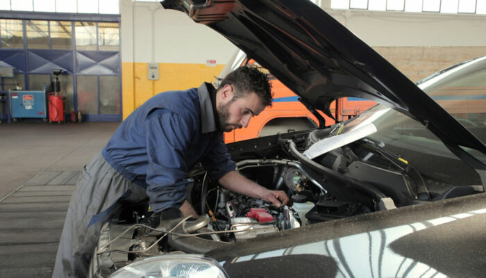 Getting a closer look at Nissan Express services