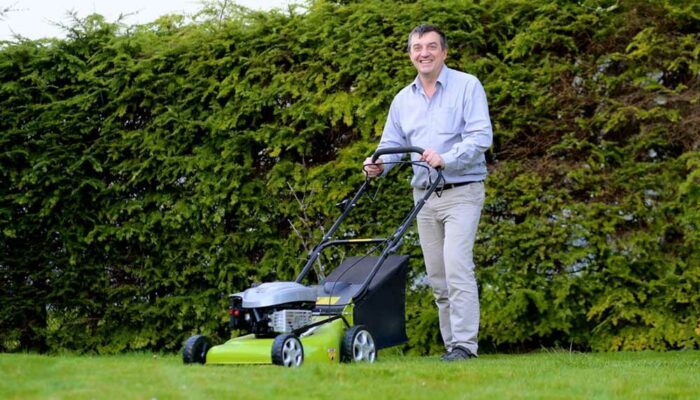 Guidelines to follow when you choose a lawn care company