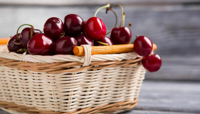 Here&#8217;s How Cherries Help in Gout Treatment