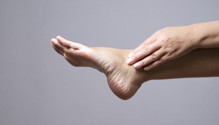 Here&#8217;s What You Need to Know About Burning Foot Pain