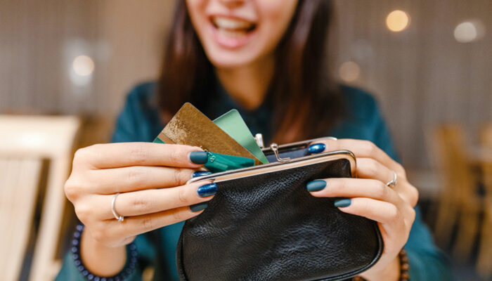 Here&#8217;s how to apply for a credit card