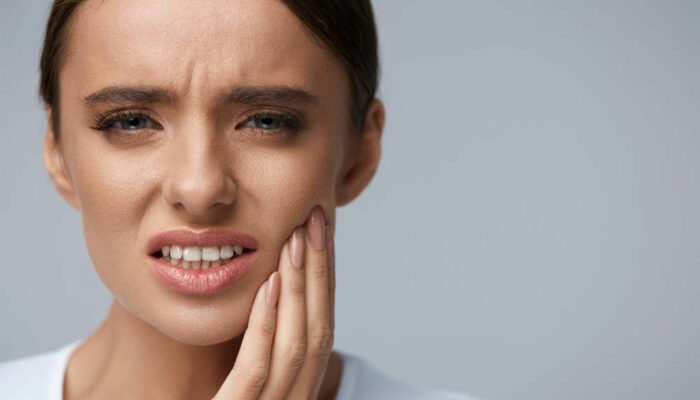 Home Remedies To Treat Gum Pain And Toothache