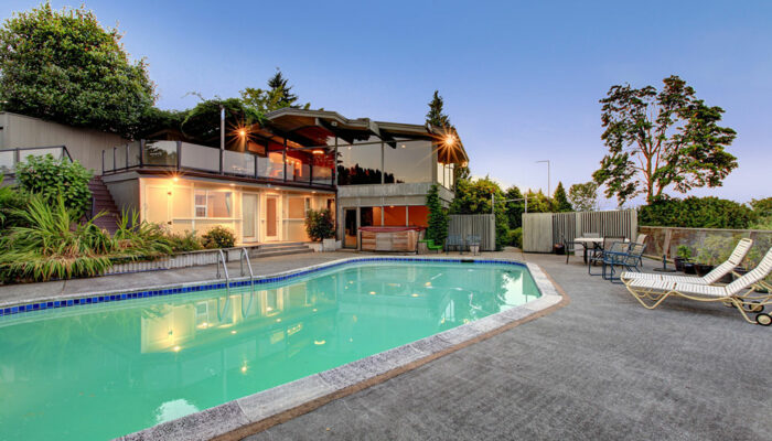 Installing above-ground swimming pools