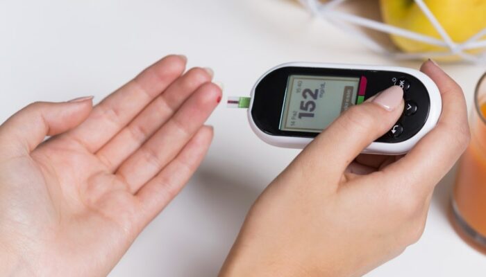 Lifestyle tips that help keep blood sugar levels in check