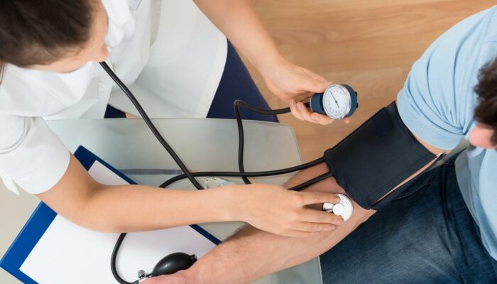 Maintain A Healthy Lifestyle To Treat High Blood Pressure