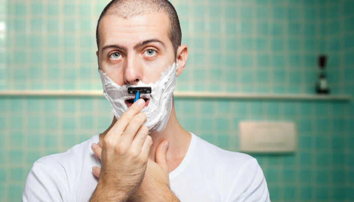 Popular Disposable Razors for Sensitive Skin