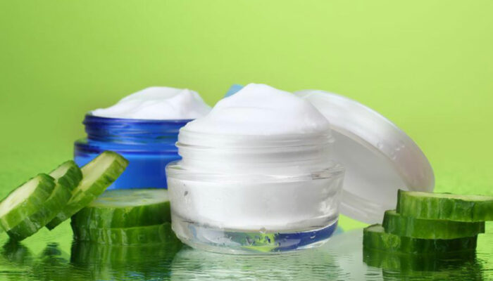 Popular Organic Dry Skin Moisturizers for the Face and Body