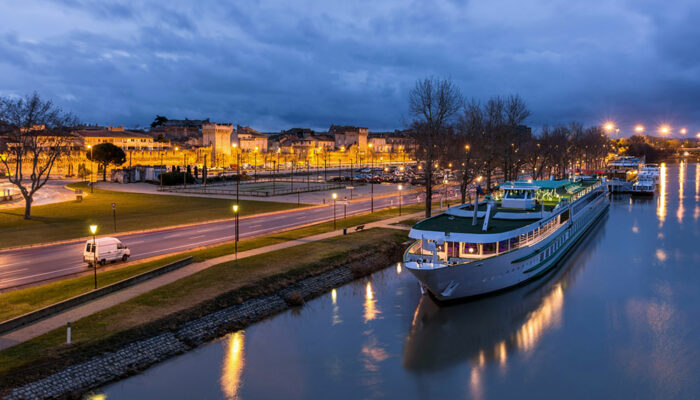 Popular Riverboat Cruises to Experience