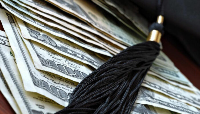 Popular private banks that offer student loans