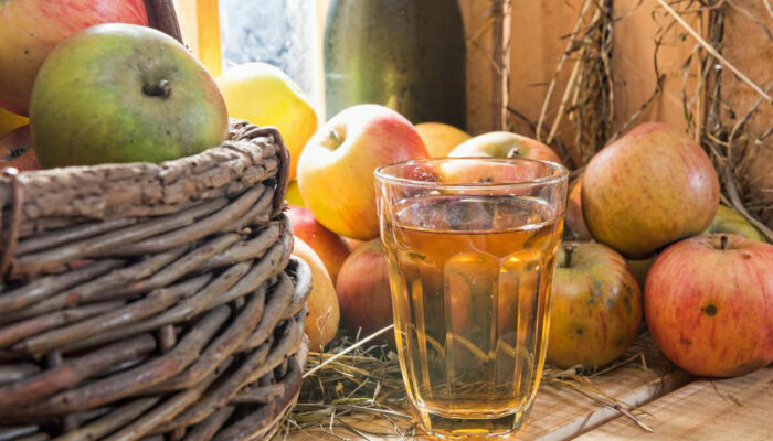 Reduce Diabetes Naturally With With Apple Cider Vinegar